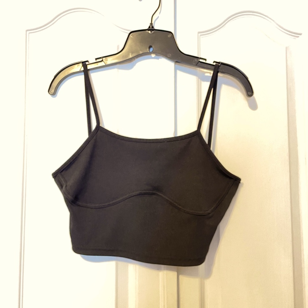 Very cropped polyester spaghetti strap top
